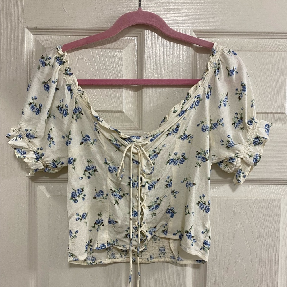 American Eagle Outfitters Crop Top